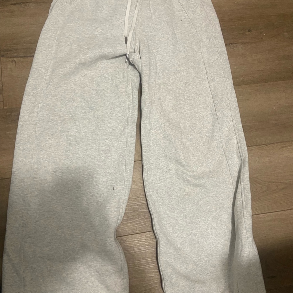 Lululemon Athletica Heather Gray Sweatpants